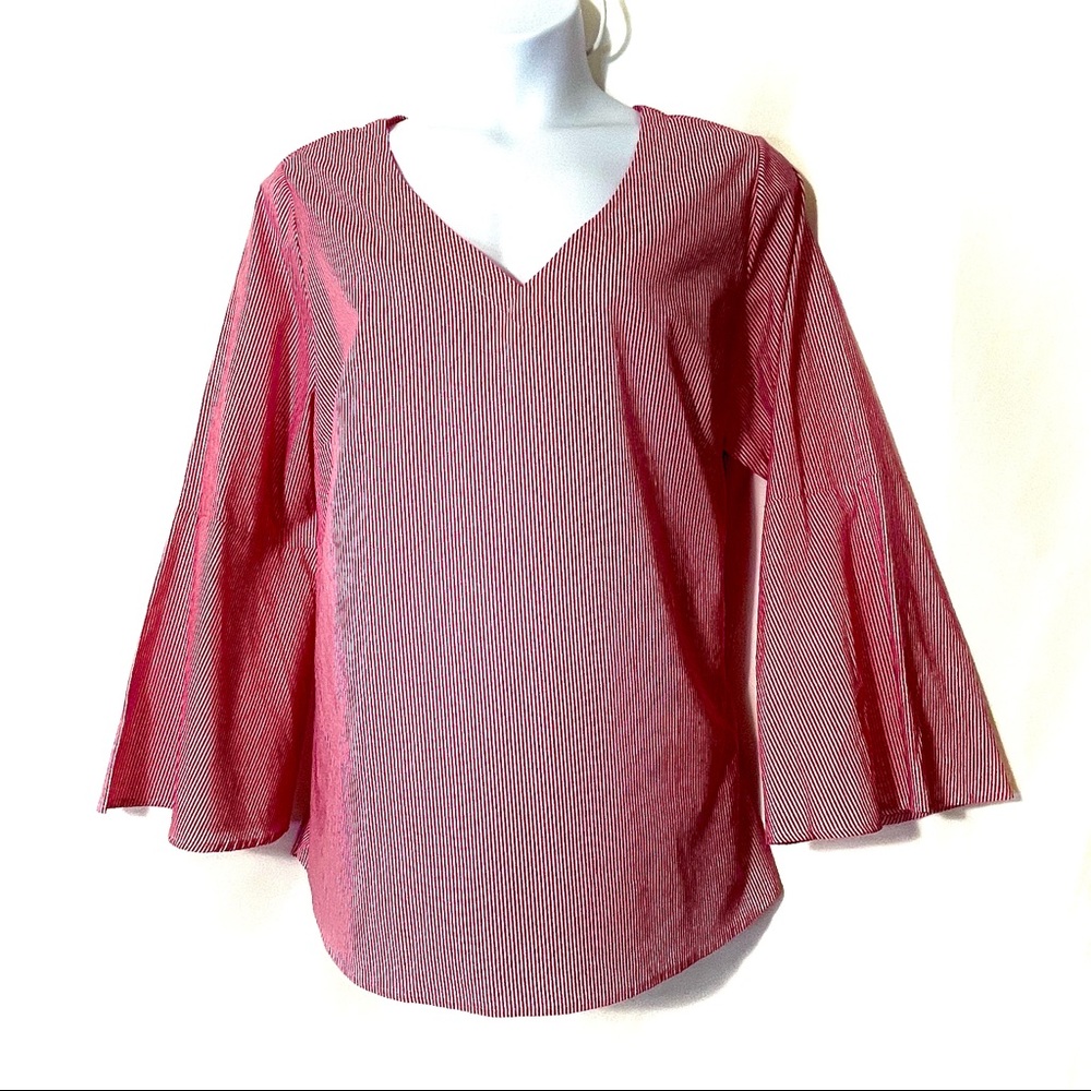 LANE BRYANT EUC bell sleeve top sz 24 pink & white